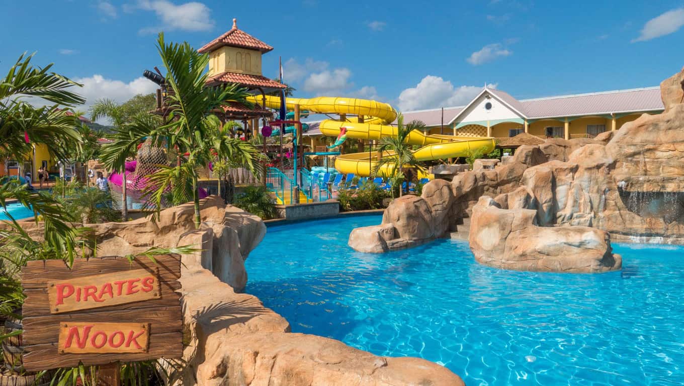 Jewel Lagoon Water Park - Jewel Runaway Bay Beach And Golf Resort